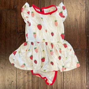 Kyte baby - strawberry twirl dress - 18/24 months - play condition